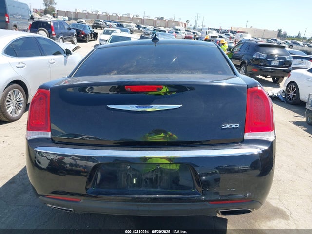 2C3CCAEG2KH528304 Chrysler 2019