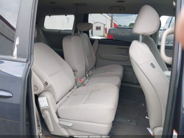 KNDMB5C14F6064626 KIA SEDONA LX