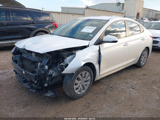 Hyundai gamma ii 2021 3KPC24A6XME152964 Image 2