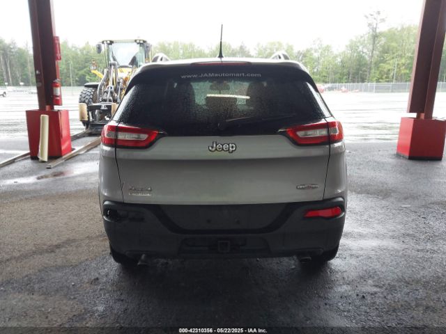 1C4PJMCS7EW124660 Jeep Cherokee Latitude