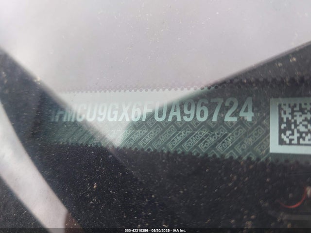 1FMCU9GX6FUA96724 Ford ESCAPE SE