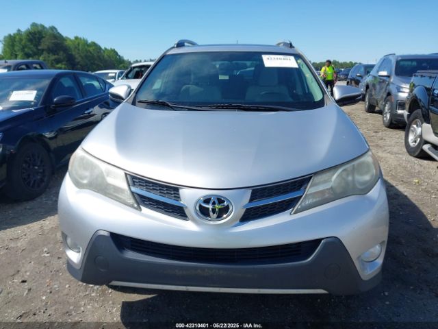 2T3WFREV3EW085906 Toyota Rav4 Xle