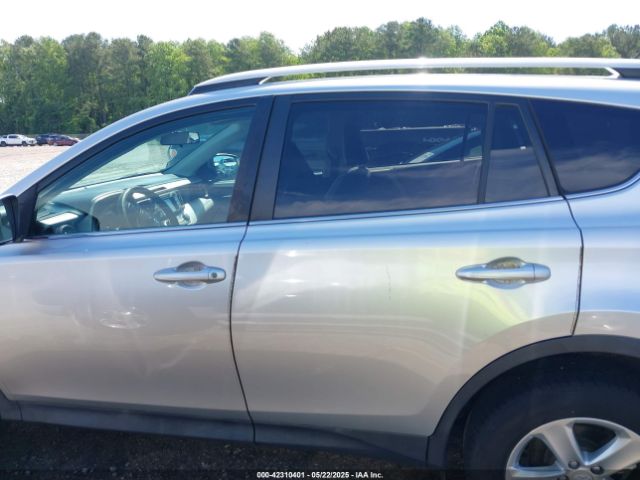 2T3WFREV3EW085906 Toyota Rav4 Xle