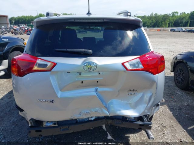 2T3WFREV3EW085906 Toyota Rav4 Xle