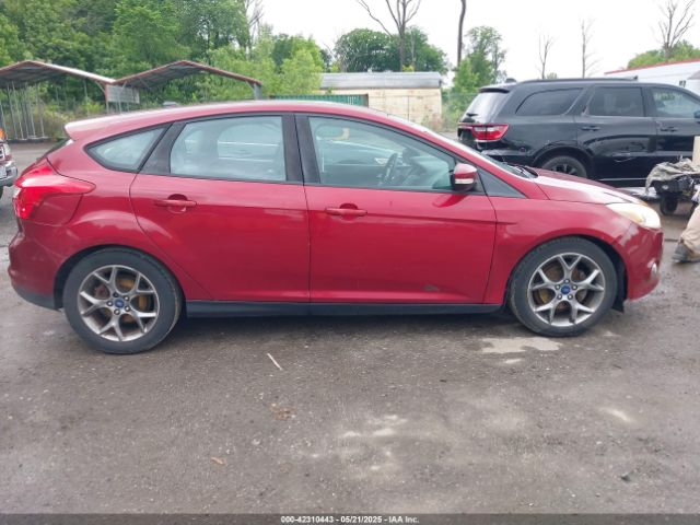 1FADP3K23EL379102 Ford FOCUS SE