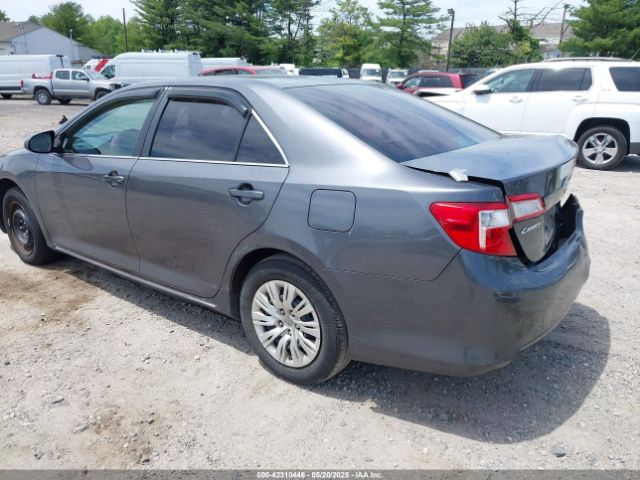4T1BF1FK0EU407320 Toyota CAMRY LE