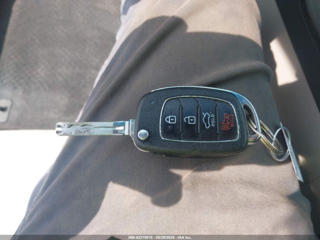 5NPE24AF5JH605047 Hyundai SONATA SE