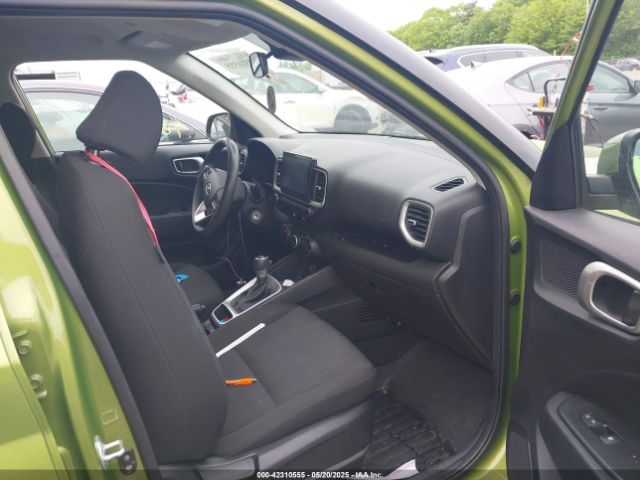 2021 HYUNDAI VENUE KMHRB8A39MU069515 Photo 4