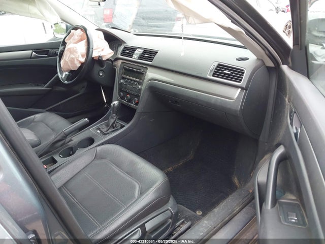 Volkswagen Passat 1.8t Wolfsburg Edition 2014 1VWAT7A37EC102282 Image 5