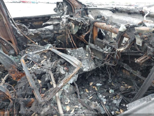 2023 CHEVROLET SILVERADO 1500 1GCUDGE82PZ228598 Photo 4