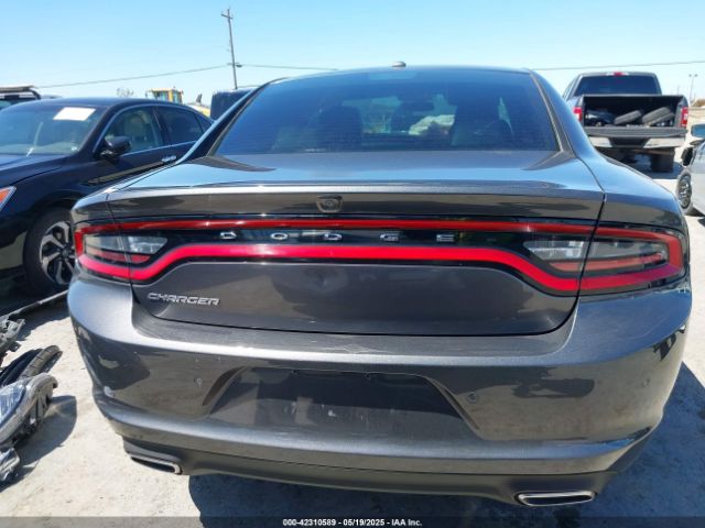 2C3CDXBG8KH657362 Dodge Charger Sxt Rwd