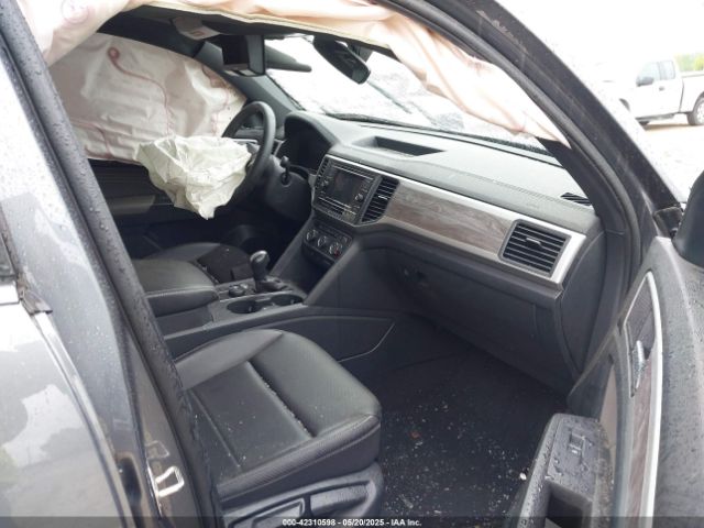 2022 VOLKSWAGEN ATLAS CROSS SPORT 1V2LC2CA1NC203536 Photo 4
