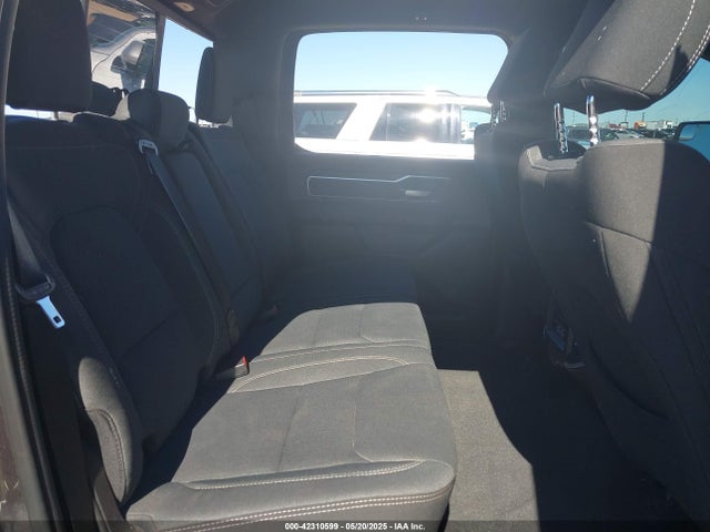 RAM 1500 2023 1C6SRFFT8PN563045 Image 8