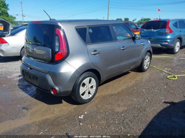 KNDJN2A24F7225958 KIA Soul