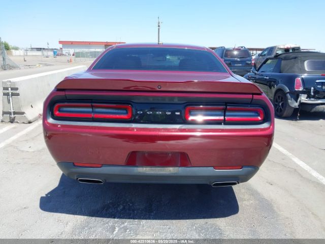 2C3CDZAG3KH744129 Dodge Challenger Sxt