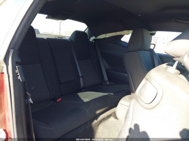 2C3CDZAG3KH744129 Dodge Challenger Sxt