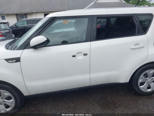 KNDJN2A21E7035808 KIA Soul !
