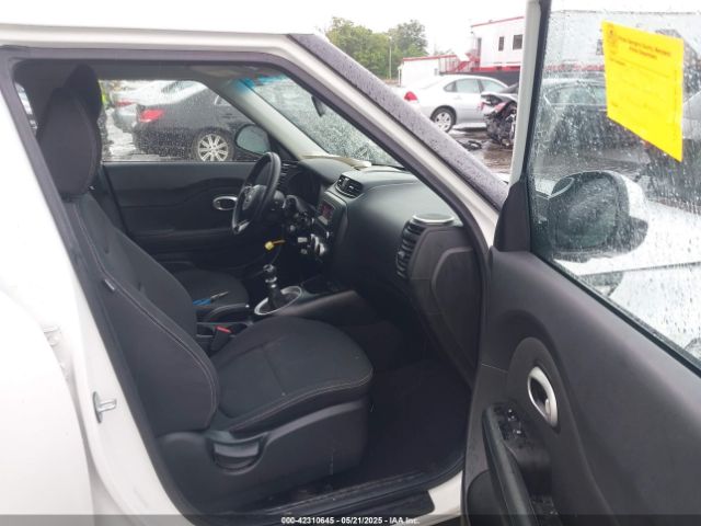 KNDJN2A21E7035808 KIA Soul !
