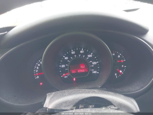 KNDJN2A21E7035808 KIA Soul !