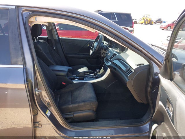 1HGCR2F52FA275732 Honda Accord Sport