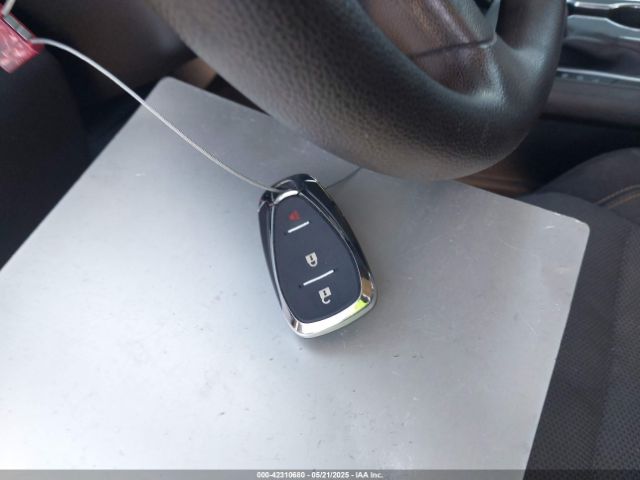 1GNERFKW0MJ240592 Chevrolet Traverse Fwd Ls