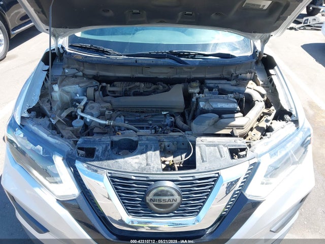 KNMAT2MT1JP535522 Nissan ROGUE SV