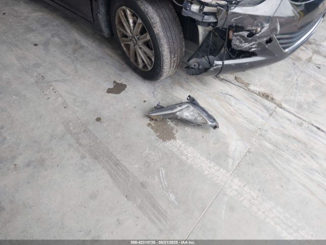 KMHDH4AEXFU228242 Hyundai ELANTRA SE