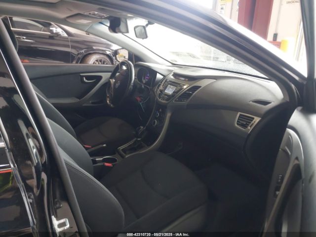 KMHDH4AEXFU228242 Hyundai ELANTRA SE