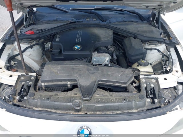 42310726 :رقم المزاد ، WBA3B1C53F5A05712 vin ، 2015 Bmw 320i مزاد بيع