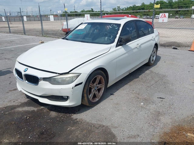 42310726 :رقم المزاد ، WBA3B1C53F5A05712 vin ، 2015 Bmw 320i مزاد بيع
