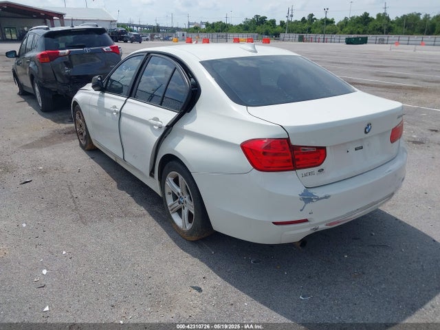 42310726 :رقم المزاد ، WBA3B1C53F5A05712 vin ، 2015 Bmw 320i مزاد بيع