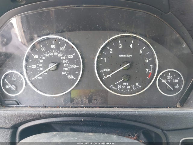 42310726 :رقم المزاد ، WBA3B1C53F5A05712 vin ، 2015 Bmw 320i مزاد بيع