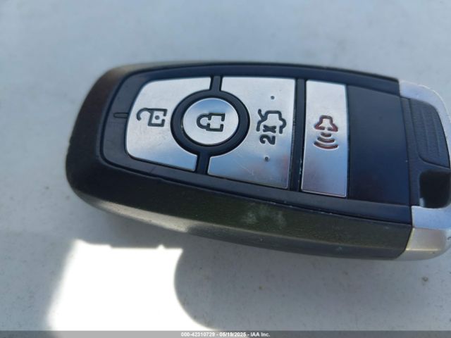 2017 FORD FUSION HYBRID 3FA6P0LUXHR317936 Photo 10