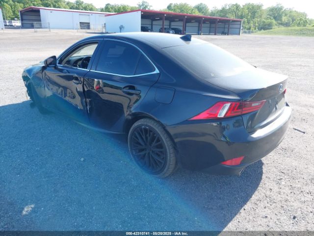 2016 LEXUS IS 200T JTHBA1D22G5025291 Photo 2