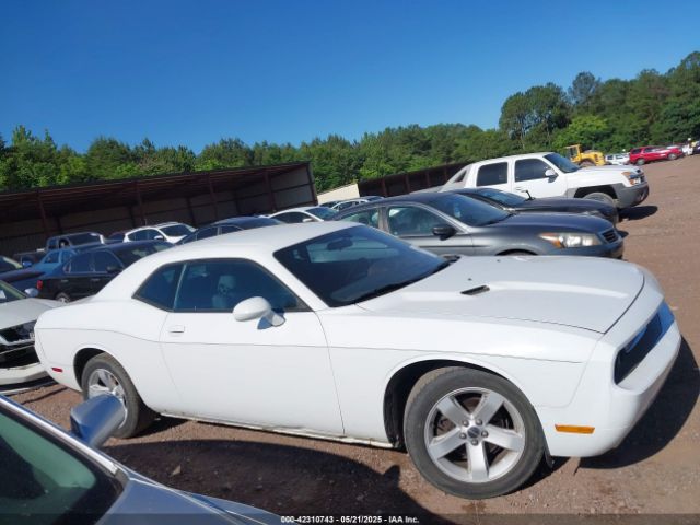 2C3CDYAG6EH313136 Dodge Challenger Sxt