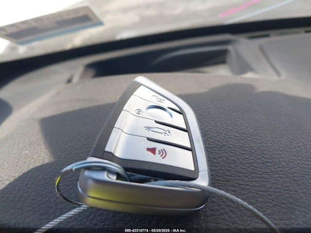 WBA8Z5C56GG502538 BMW 2016