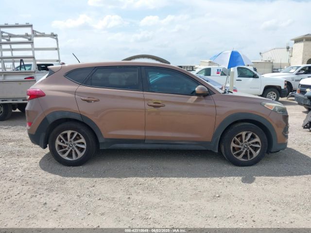 KM8J23A49GU105622 Hyundai TUCSON SE