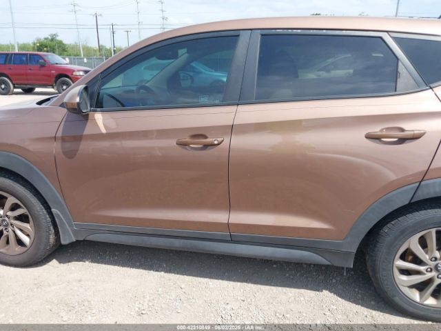 KM8J23A49GU105622 Hyundai TUCSON SE