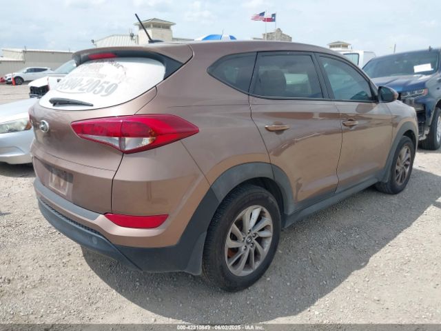 KM8J23A49GU105622 Hyundai TUCSON SE