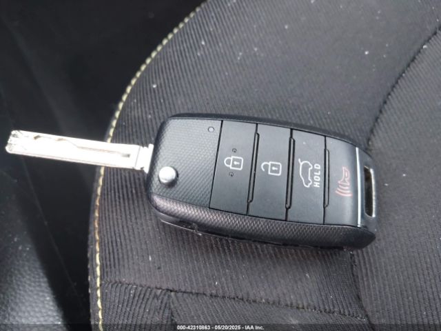 KNDJP3A55F7187649 KIA SOUL +