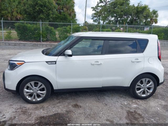 KNDJP3A55F7187649 KIA SOUL +