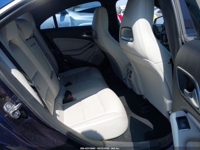 WDDSJ4EB9JN629869 Mercedes-Benz m270