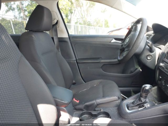 3VW2K7AJ3EM221290 Volkswagen Jetta 2.0l S