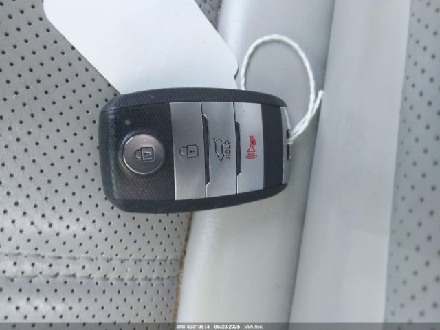 5XYKW4A70EG521005 KIA Sorento Limited V6