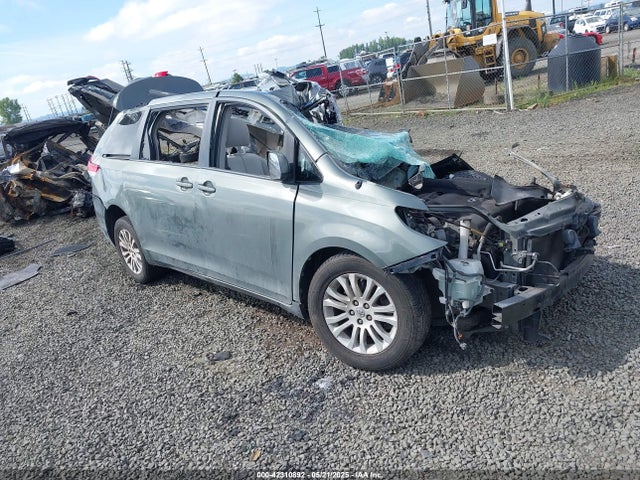 Продажа на аукционе авто 2013 Toyota Sienna Xle V6 8 Passenger, vin: 5TDYK3DC8DS389685, номер лота: 42310892