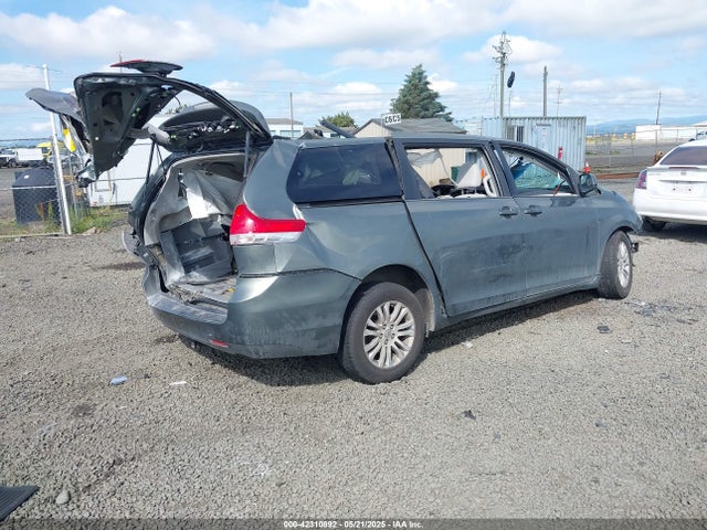 Продажа на аукционе авто 2013 Toyota Sienna Xle V6 8 Passenger, vin: 5TDYK3DC8DS389685, номер лота: 42310892