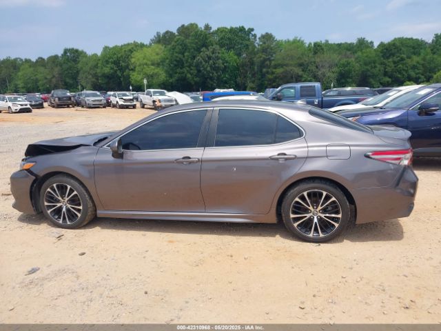 4T1B11HK2KU250977 Toyota CAMRY SE