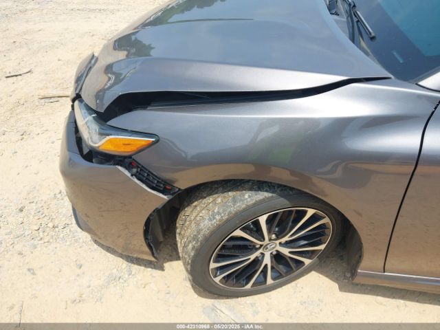 4T1B11HK2KU250977 Toyota CAMRY SE