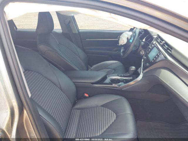 4T1B11HK2KU250977 Toyota CAMRY SE