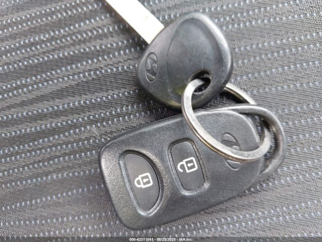 KMHCT5AE2HU319833 Hyundai ACCENT SE